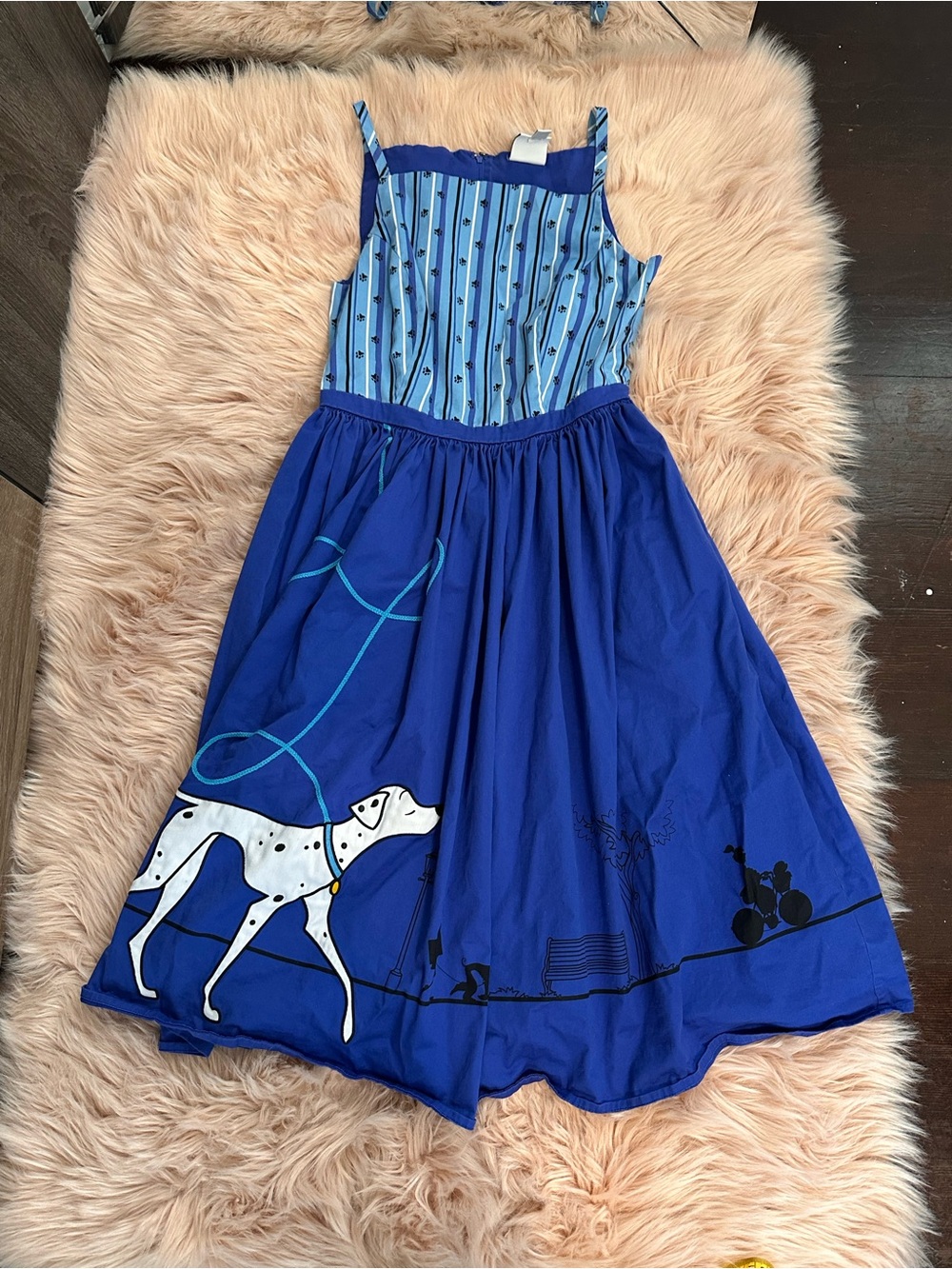 Disney Parks Dress Shop 101 Dalmatians Perdita Dress Pockets Blue  Sz small - Picture 2 of 7